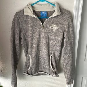 1/4 zip pull over